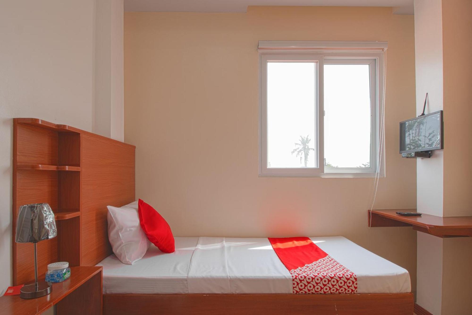 Oyo 685 K Fortune Apartelle Đảo Mactan Ngoại thất bức ảnh